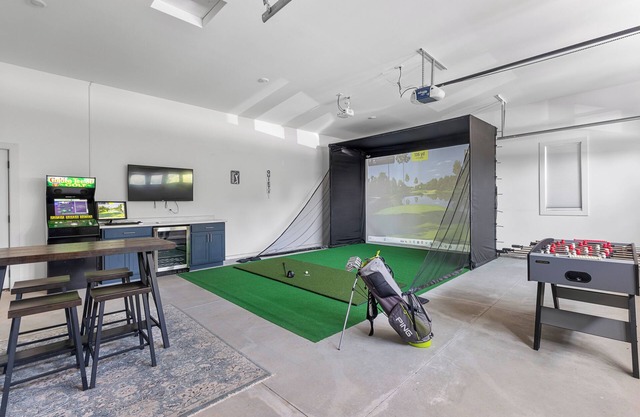 The Links! - Luxury Golf Retreat with Golf Simulator