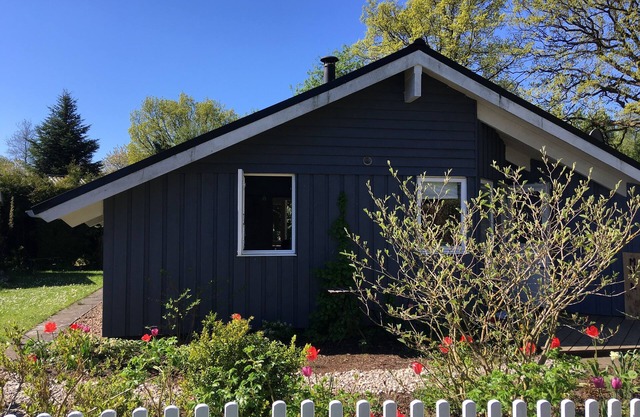 "The Little Blue" - Vacances dans la maison en bois danois