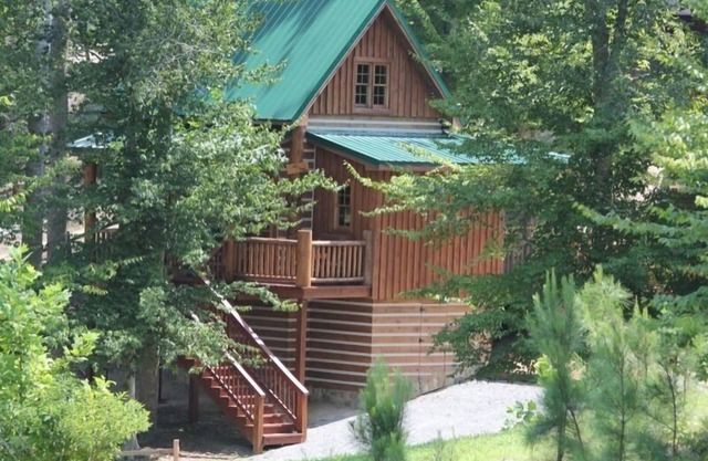 La petite cabane sur la colline