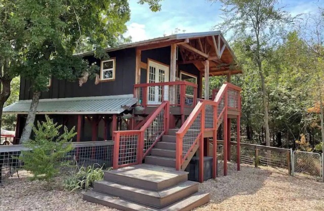 The Little Lake Shack