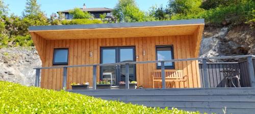 The Loch Cabin