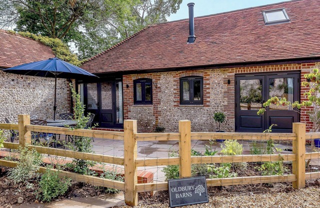 3 bedroom accommodation in Chichester