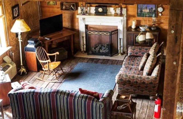 The Loft at Hopson, a unique delta stay located on the historic Hopson grounds
