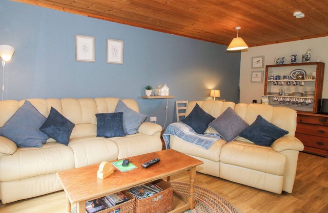 La cabane en rondins, ADFORTON