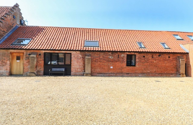 The Long Barn, LENWADE