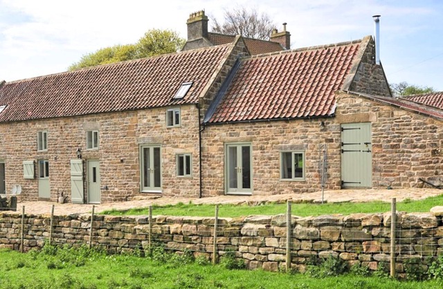 La longue grange, GOATHLAND