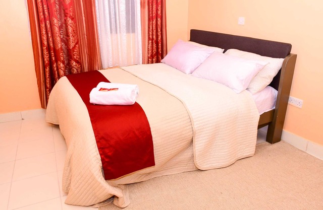 The Lotus Stay-in: Cosy one bedroom in Embu near Java Blue and KSG