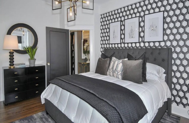 The Louis on Longest - Prime Louisville Location! In the heart of the Highlands.