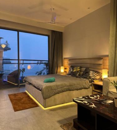 The Luxe Loft city or lake view