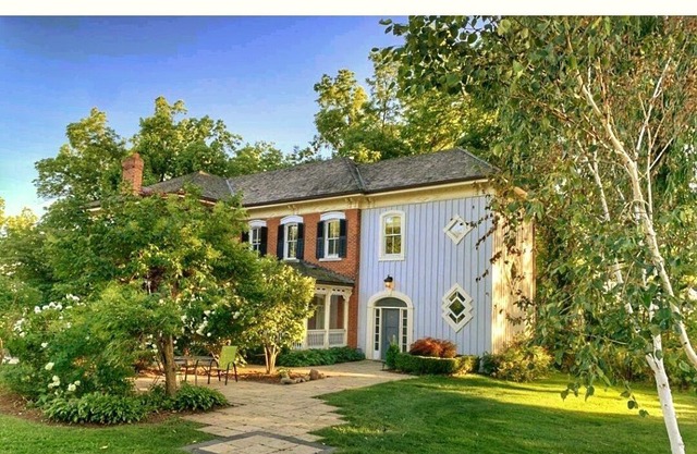the Luxury Liard House, Historic 4bed country home