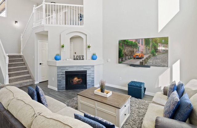 Spacious Family Retreat Full Home