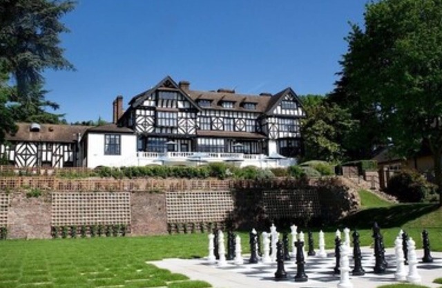 The Manor Elstree