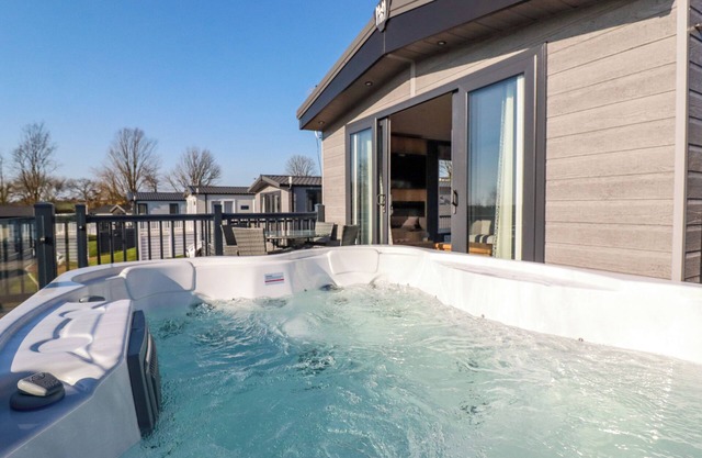 THE MAPLES, NO. 48, pet friendly, with pool in Sticker