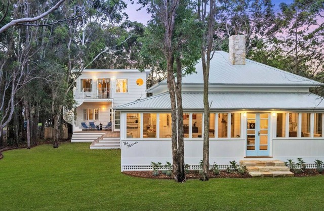 'The Mariner' Jervis Bay Waterfront Beach House