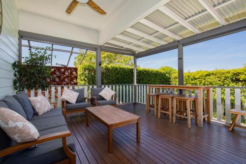 The Mayfield Duo Timeless Escape with Granny Flat