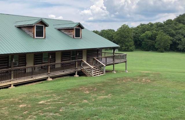 Le Meadows Lodge est un lodge de style hôtel avec 8 chambres et 2 suites disponibles.