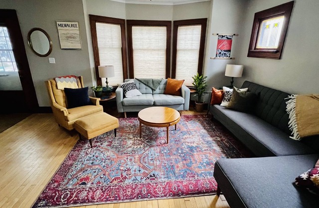 The Menlo Guesthouse