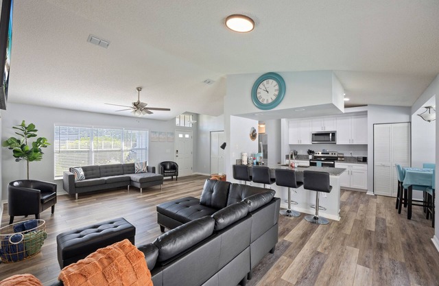 The Mermaid's Nest - Heated Pool Home - Weeki Wachee - Family Fun!!!