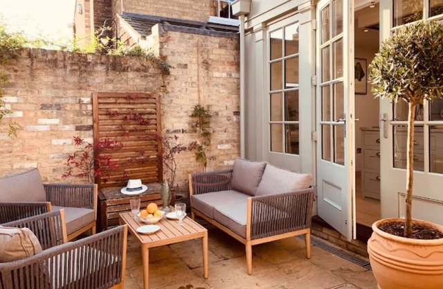 The Midsummer Common - Modern & Spacious 2bdr House With Garden