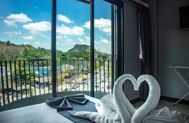 The Moon Night Ao nang Hotel