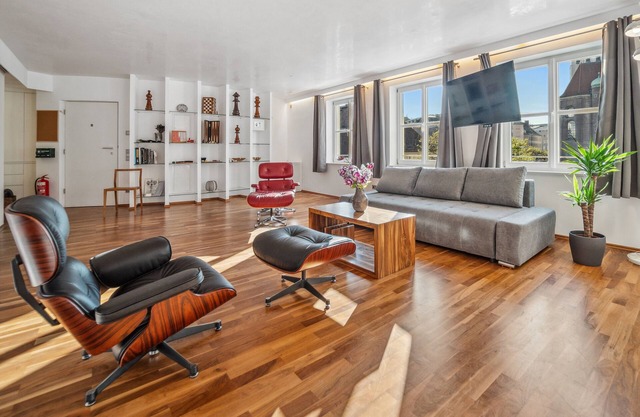The most central holiday apartment in Munich - 90 m² luxury at Viktualienmarkt