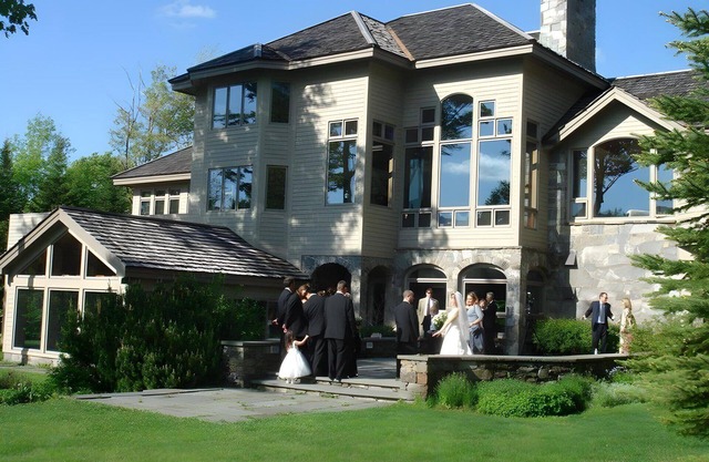 The Mountainside House - Luxury Home in Killington
