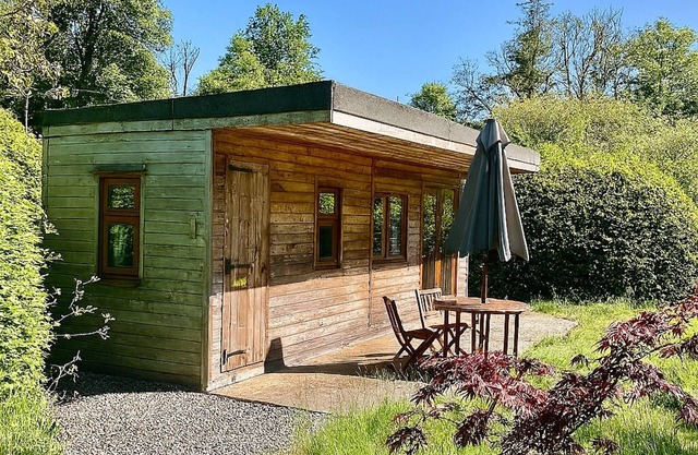 Hot Tub Hideaway- The Nature’s Nook Retreat- Rural Carmarthen