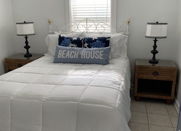 The Nest, 2 bed,1 block to beach, pier & restaurants, dog friendly