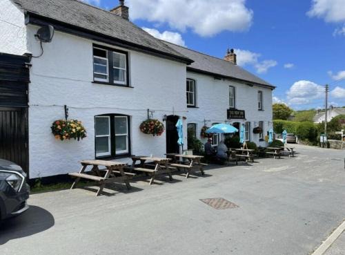The New Inn