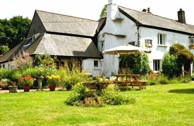 The Nobody Inn