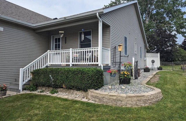 The North Shores Upscale Home Near The Beach