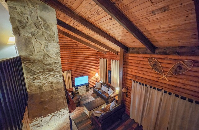 "The Northern Star" Townhouse @ Snowshoe on Raven Golf Course
