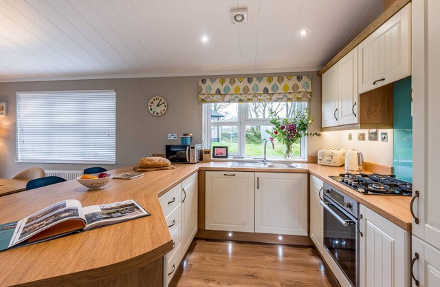 The Nug - Two bedroom Luxury Lodge