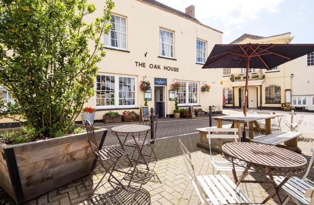 The Oak House