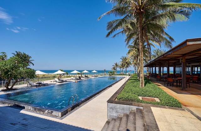 The Ocean Luxury Villa Da Nang