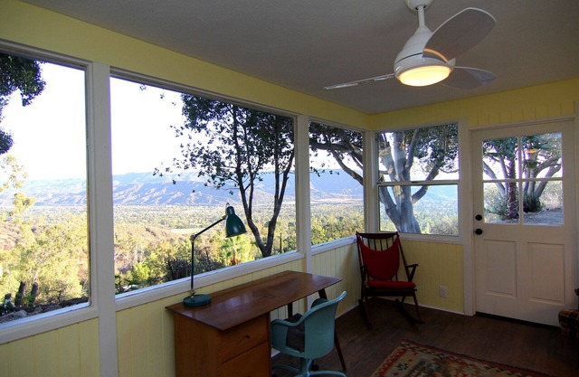 La maison Ojai View - une vue imprenable depuis un endroit privé à proximité du centre-ville