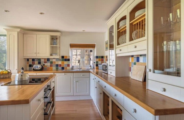 The Old Cheesehouse, Beaminster. Large, comfortable house in rural West Dorset.