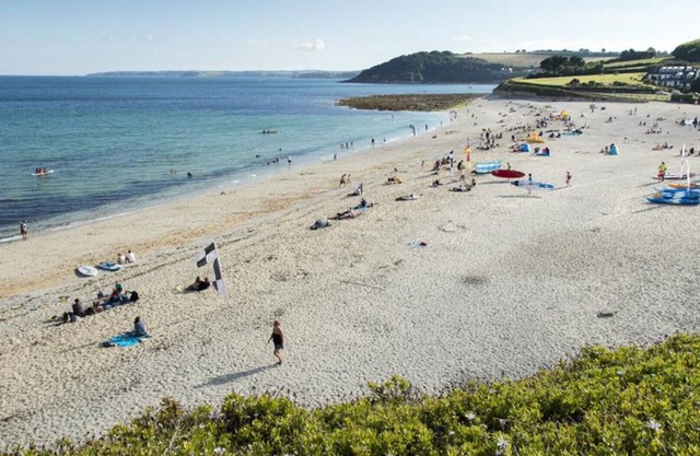 The Old Dairy, stylish and comfortable accommodation for 2 near Falmouth