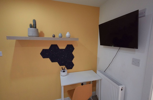 The Old Guest House - R2