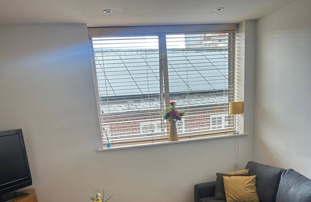 Appartement-en Ville-Salle de bain privée séparée-Vue sur la cour