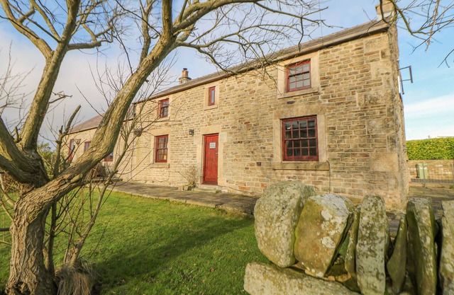 Le Vieux Robin des Bois, HOLMESFIELD