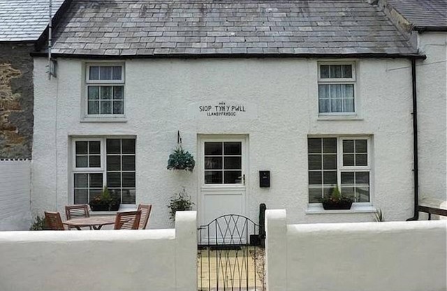 "The Old Shop" - "A Hidden Gem in Llandyfrydog" avec wifi gratuit - Animaux acceptés