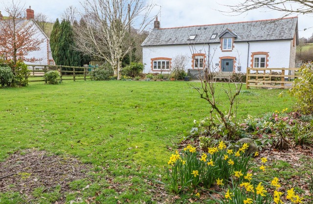 LES VIEILLES STABLES, les animaux de compagnie, avec feu ouvert à Exford, Réf 948370