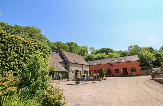LA MAISON DE VACANCES OLDE, animaux acceptés, avec piscine à Cardington, Ref 3591