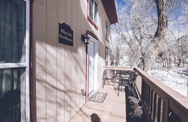 Magnifique Penthouse dans une auberge de 3 pièces ~ Niché dans les arbres dans le parc