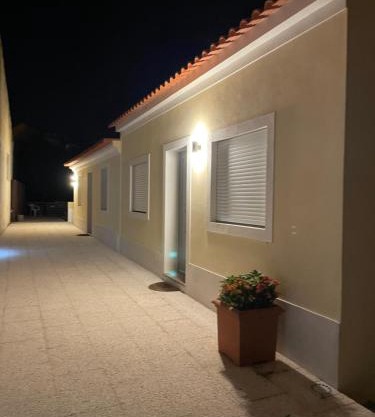 THE ORANGE TREE HOUSES - Frente by Live and Stay