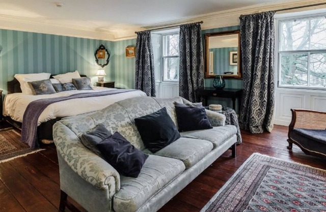 Maison-de Luxe-Salle de bain et douche-Full House Rental