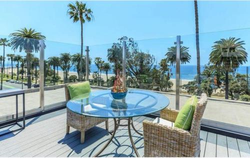 The Orchid-Beachfront Bliss Spacious 2BR Apt In Santa Monica