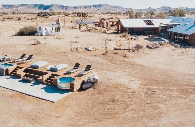 The Outlaw: Pioneertown - Featured on Netflix