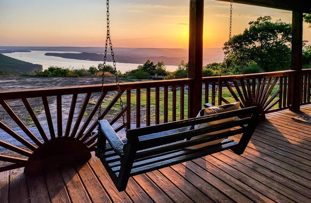 THE OVERLOOK on the Brow!